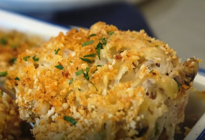 Tuna noodle casserole